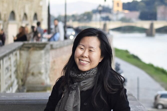 Exclusive Private Photoshoot in Florence - Stop-by-stop: from Piazza del Duomo to Ponte Vecchio (with breathing room)