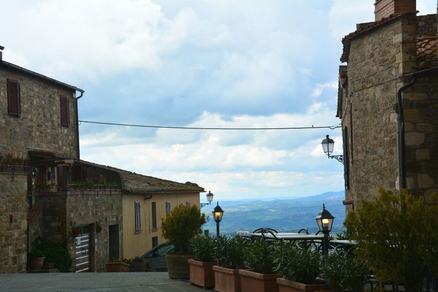 Exclusive Val d’Orcia Full-Day Wine Tour from Florence - Who Should Book This Val d’Orcia Wine Tour From Florence