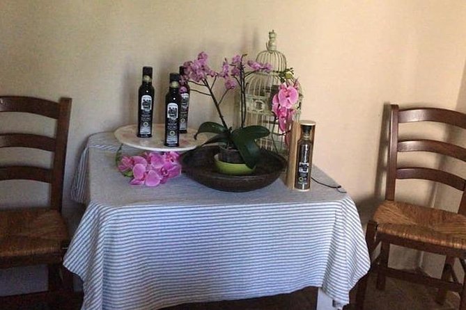 Extra Virgin Olive Oil Experience - Why a private EVOO lesson in San Gimignano feels different