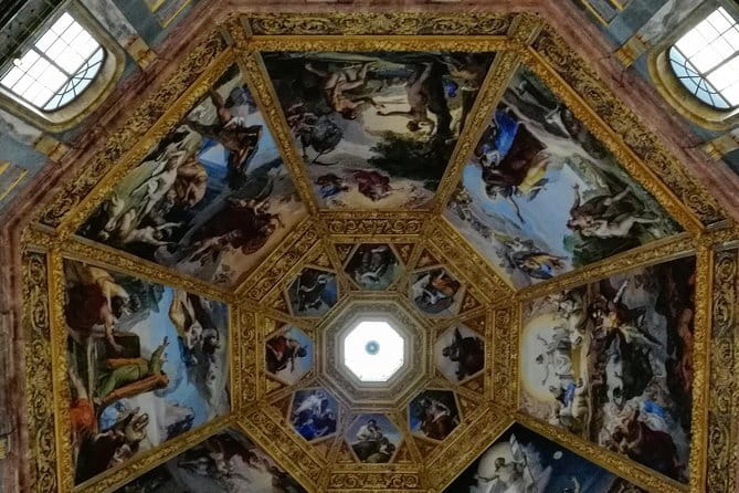 Florence: 1.5 hour Medici Chapels monolingual small-group guided tour - The meeting at Cappelle Medicee and the first look you’ll want