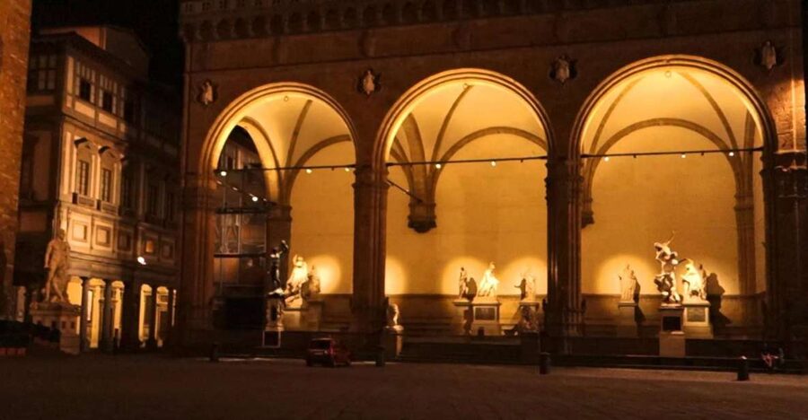 Florence: 2-Hour Esoteric Guided Walking Tour - Duomo square stops: the Baptistery palindrome and the “look again” effect