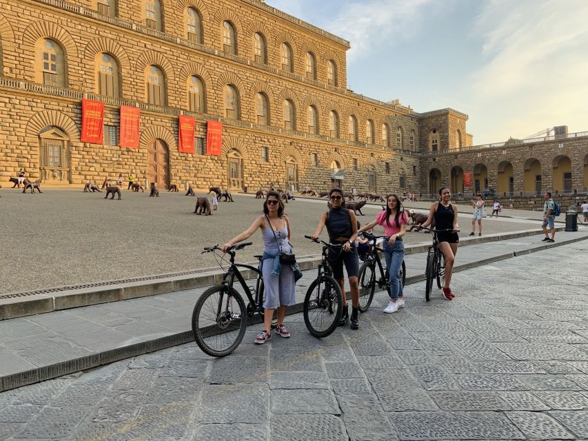 Florence: 2-Hour Guided Sightseeing Bike Tour - Piazza della Repubblica to Ponte Santa Trinita: Crossing the City Like a Local