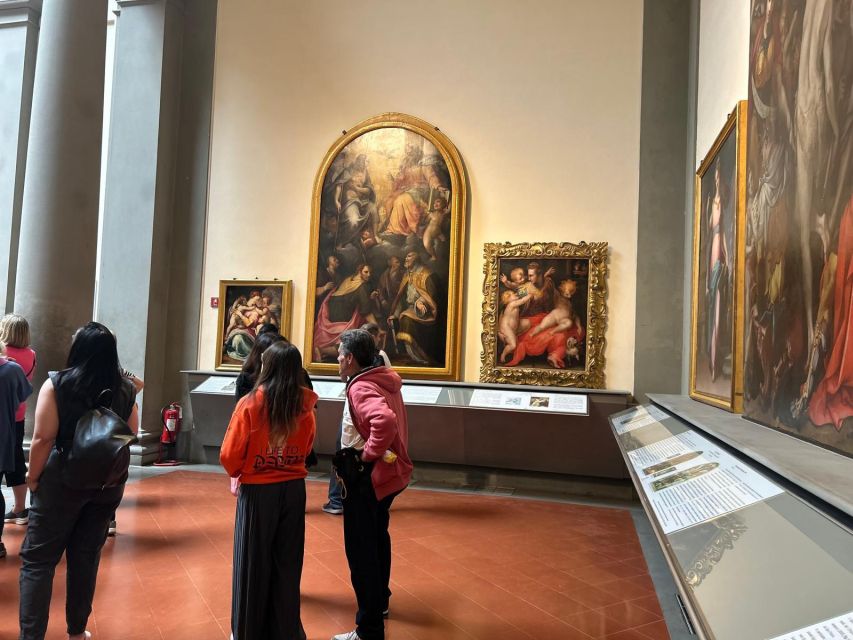 Florence:Accademia + David Entrance Ticket +Agudio Guide APP - Painting galleries and medieval altarpieces on the top floor