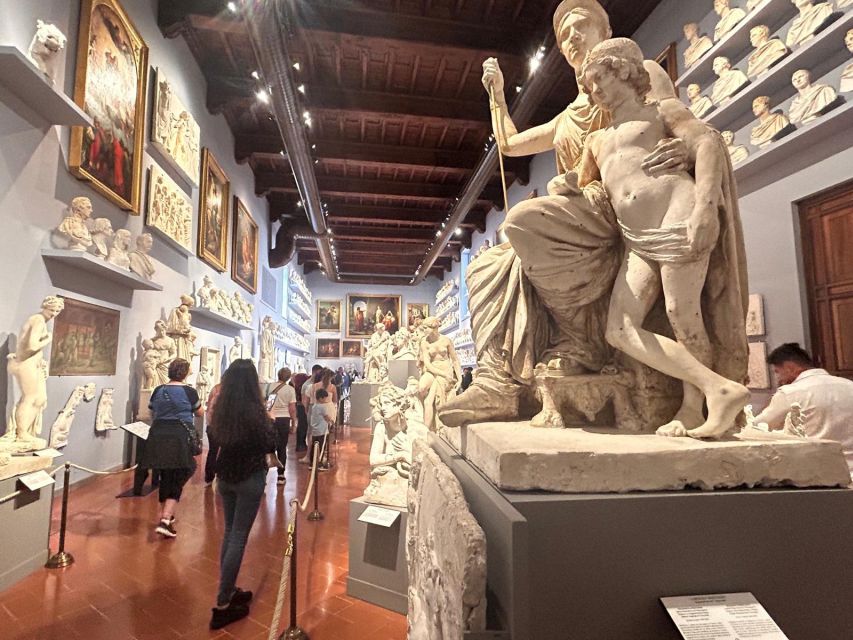 Florence: Accademia Gallery David Entry & Audio Guide App - Time management: timed entry, hot lines, and where delays happen