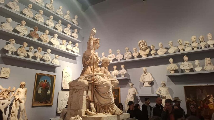 Florence: Accademia Gallery Reserved Entry & Audio Guide - Who This Experience Fits Best