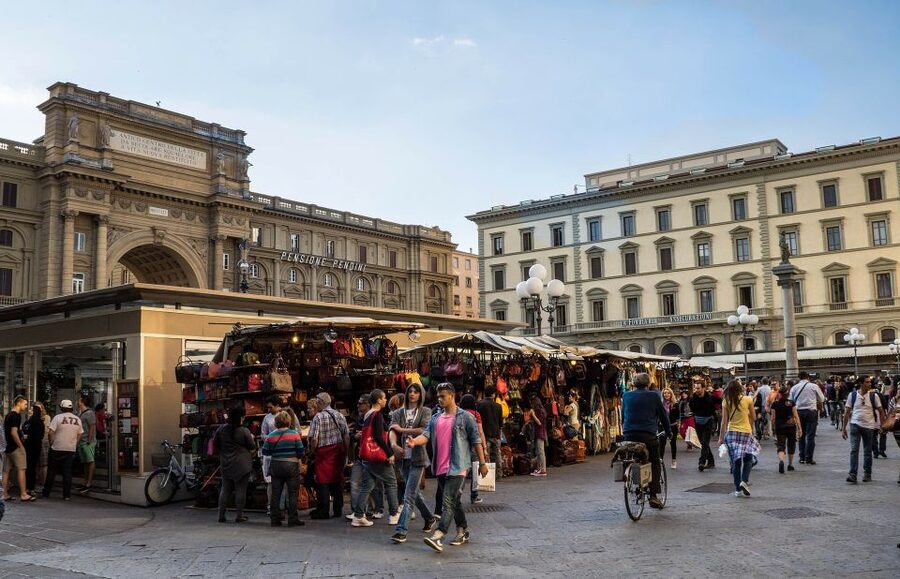 Florence: Accademia Gallery tour with Skip-the-line access - What You Should Wear and Bring (and What to Leave Behind)