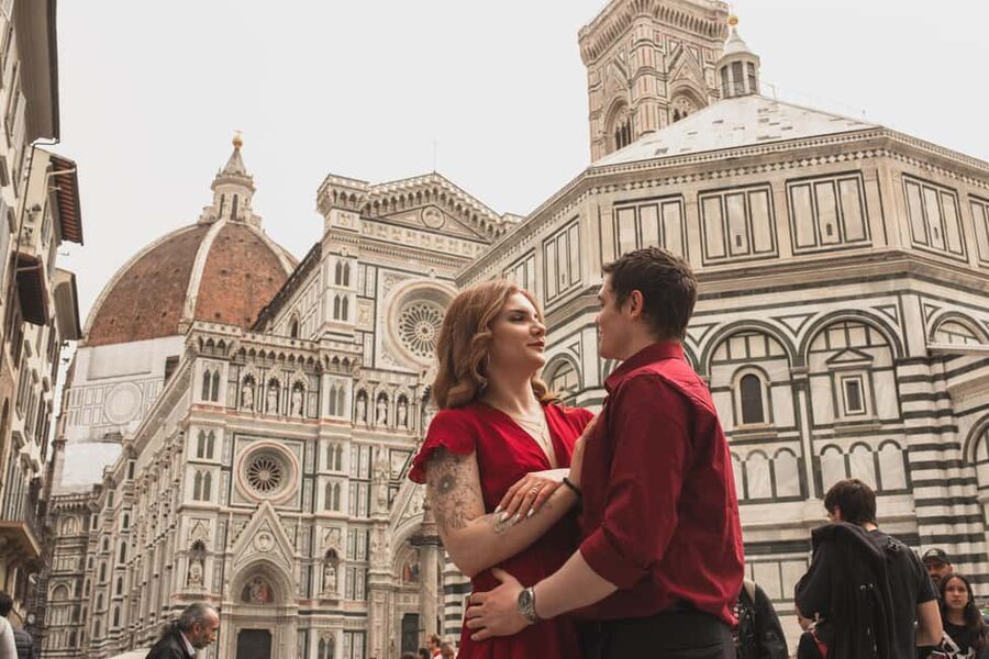 Florence: Amazing Photoshoot at the Duomo! - Wheelchair Accessible and Easy for Different Travel Styles