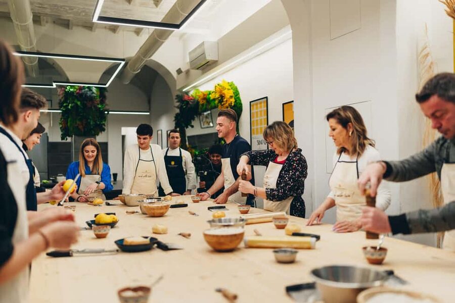Florence: Art of Pasta Cooking Workshop with Food and Wine - Why This Florence Workshop Feels More Like Dinner Than a Lesson