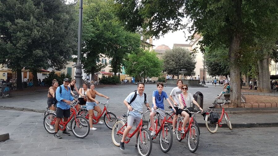 Florence at Night Bike Tour with Wine and Aperitivo Picnic - Price and value: is $69 worth it?