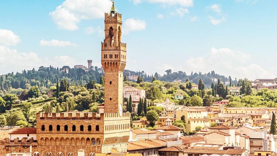 Florence Audioguide - TravelMate app for your smartphone - Piazza Annunziata + Piazza della Signoria: squares as navigation tools