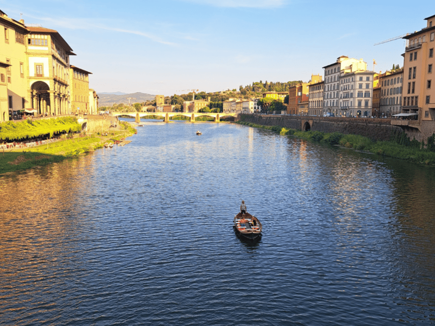 Florence: Authentic Barchetto River Cruise with Wine & Guide - Who this is perfect for—and who should skip it