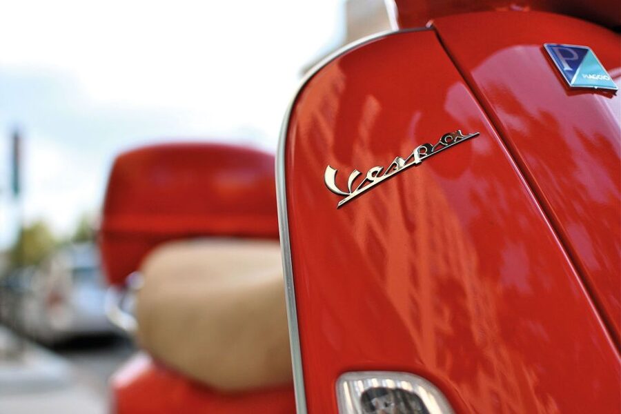 Florence/Badesse: Tuscany Group Vespa Tour with Wine Tasting - Why Chianti Feels Different From a Vespa