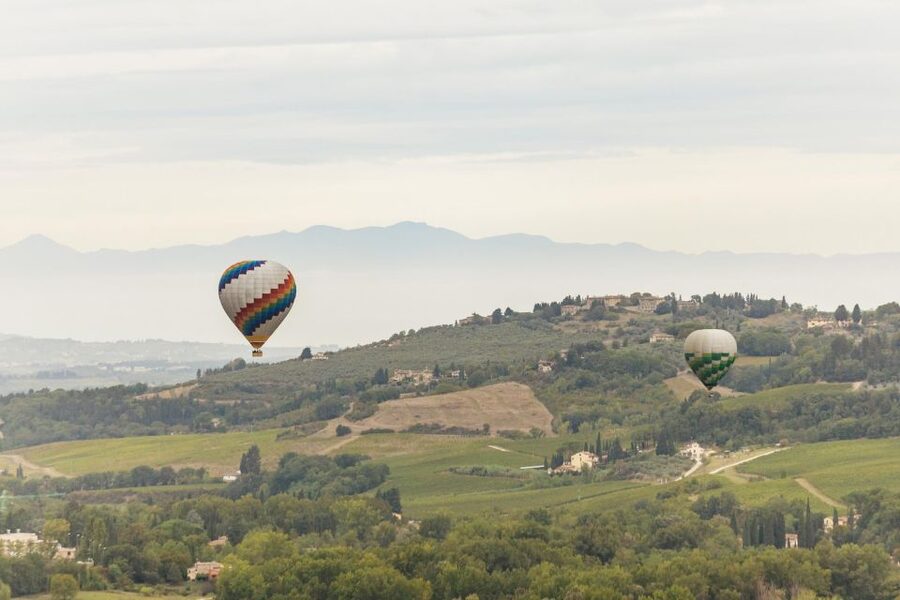 Florence: Balloon Flight Over Tuscany - Your One-Hour Flight Over Tuscany: Up to 2,000 Feet