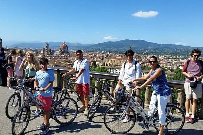 Florence bike tour with Piazzale Michelangelo. - Key highlights at a glance