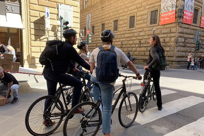 Florence by Bike: A Guided Tour of the City’s Highlights - Piazza della Repubblica: the Roman connection you can spot