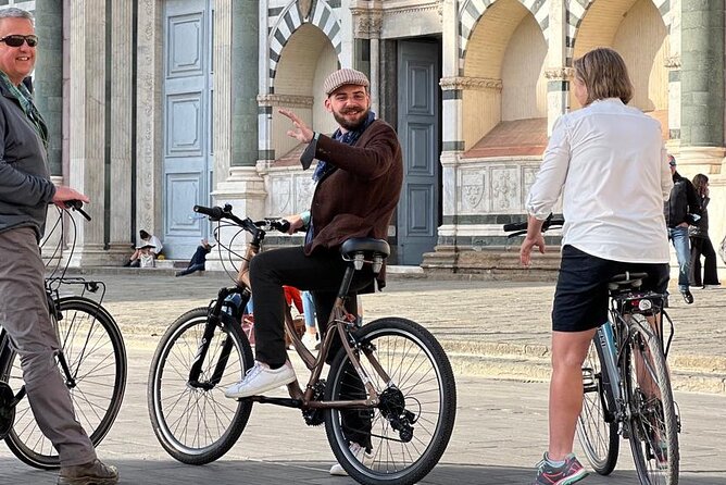 Florence by Bike: A Guided Tour of the City’s Highlights - Ponte Santa Trinita: the bridge that earns the attention