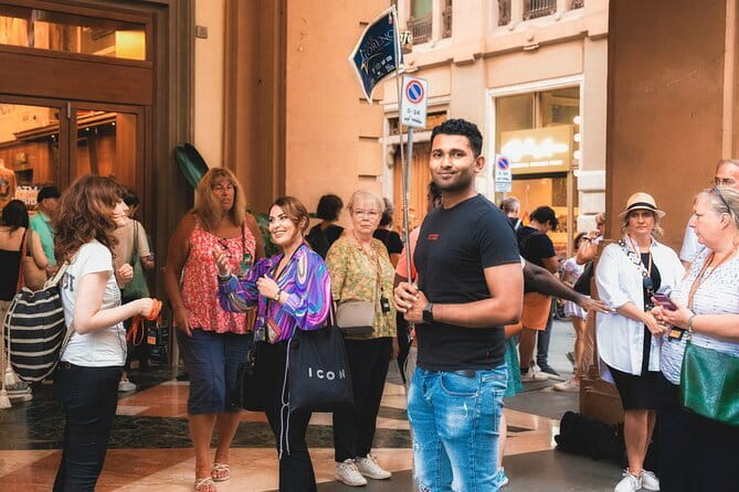 Florence by Foot : Discover the Heart of the Renaissance - Meeting at Hard Rock Cafe: timing, duration, and how to plan your day