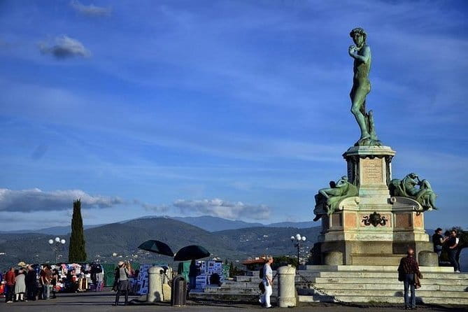 Florence by golf Cart Piazzale Michelangelo - Start in the Medici Orbit: Cappelle Medicee and the Florence Power Scene