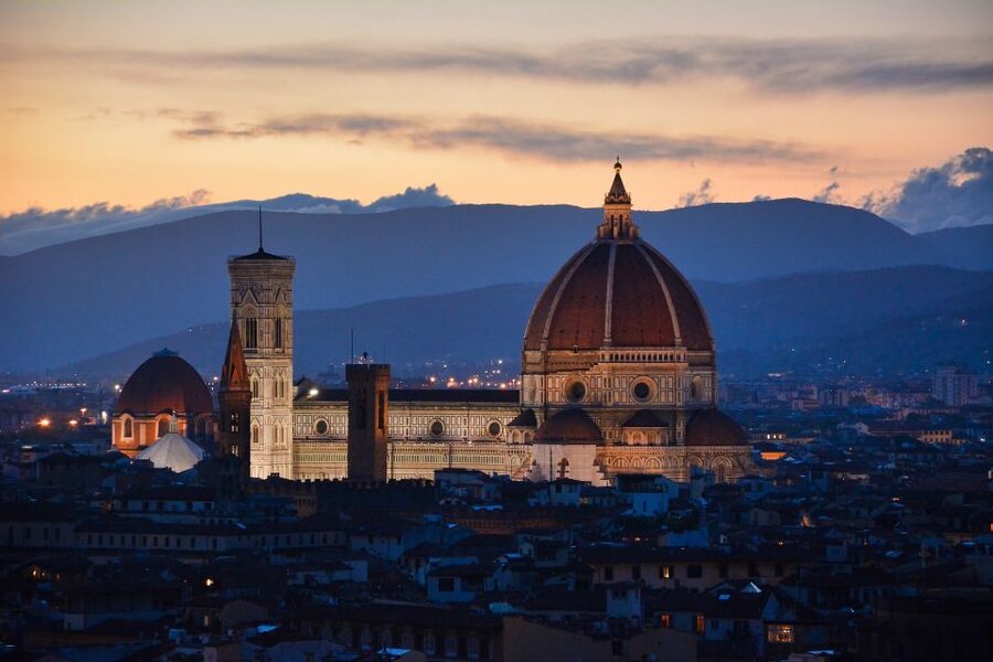 Florence by Night: 2-Hour Walking Tour - Florence at Night: why this 2-hour walk hits different