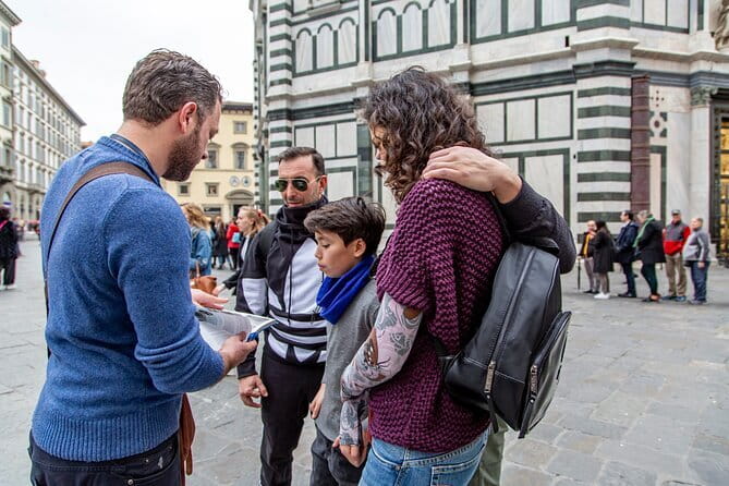 Florence by Night Guided Walking Tour:Duomo Old Bridge & All Must-See Highlights - Piazza della Signoria: Where Florence’s Power Shows Up