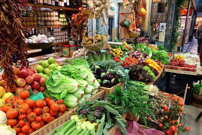 Florence Central Market Food Tour with Eating Europe - First stop: San Lorenzo and the Medici connection