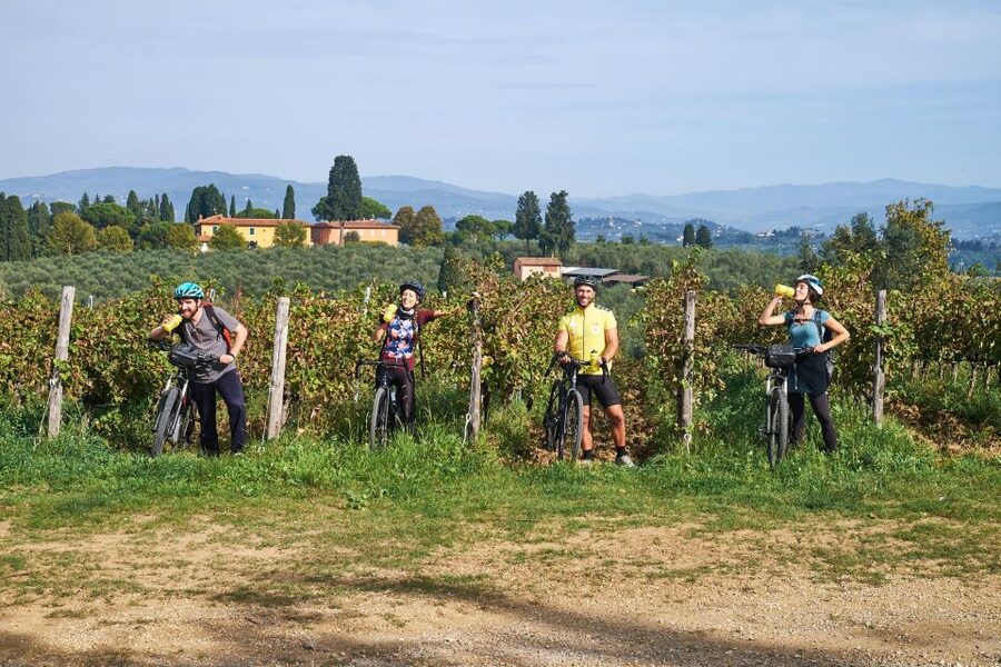 Florence: Chianti E-Bike Tour with Tuscan Lunch & Winery - Value for $175: what you’re really paying for
