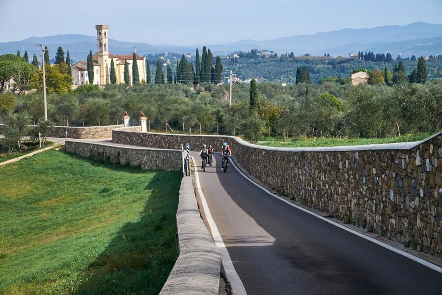 Florence: Chianti E-Bike Tour with Tuscan Lunch & Winery - Getting started at Via del Campuccio (and the first photo stop)