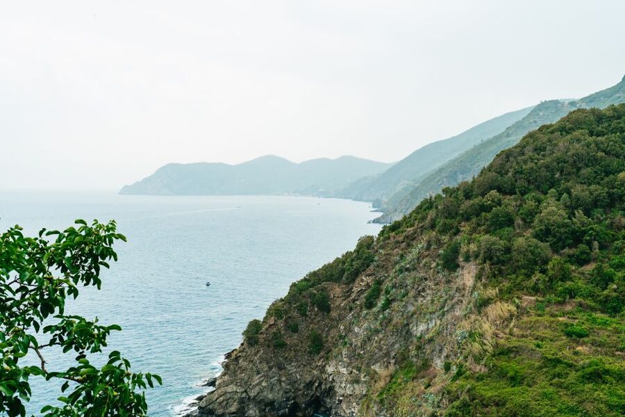 Florence: Cinque Terre Day Trip with Optional Hiking or Pisa - Corniglia: Steps, Small-Square Streets, and the Hiking Decision