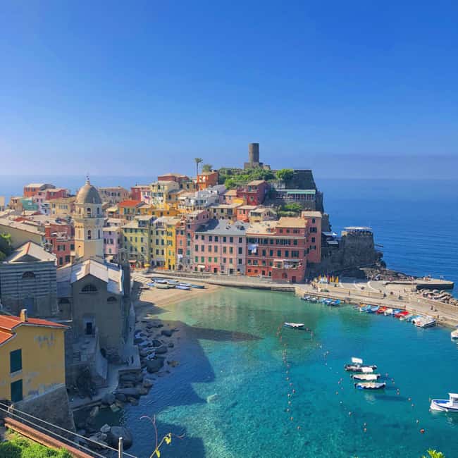 Florence: Cinque Terre Small-Group Day Trip - The shared panoramic boat from Manarola to Monterosso