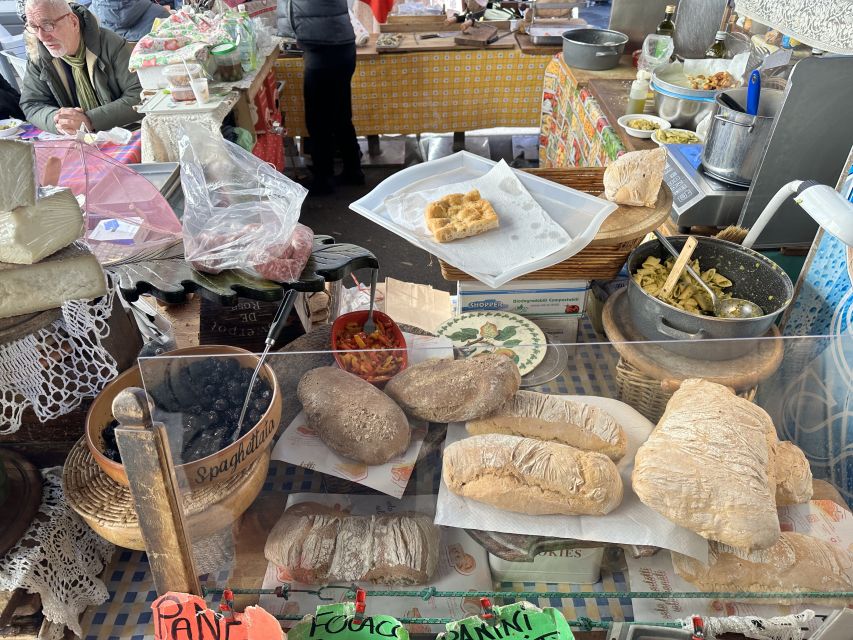 Florence: City Highlights and Street Food Walking Tour - Where the Tour Starts and How the Walk Gets Rolling