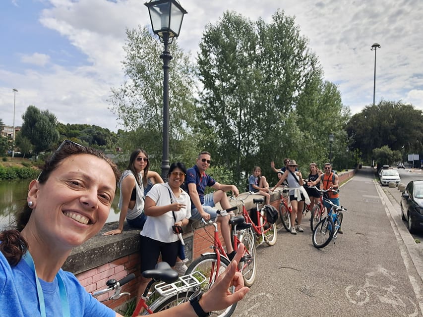 Florence: City Highlights Bike Tour - Ponte alle Grazie and Ponte Vecchio: River Landmarks Up Close