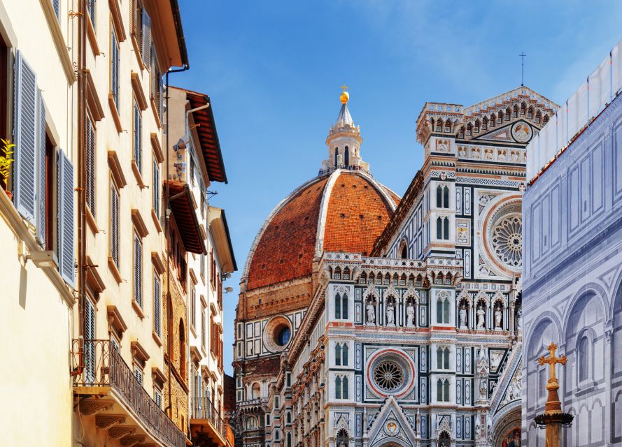 Florence: City Highlights Guided Walking Tour - Walking from Repubblica Square: your Florence map starts here