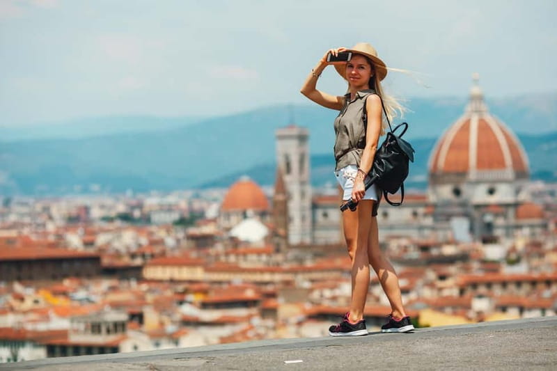 Florence: City Skyline Photoshoot at Piazzale Michelangelo - What the private session actually feels like