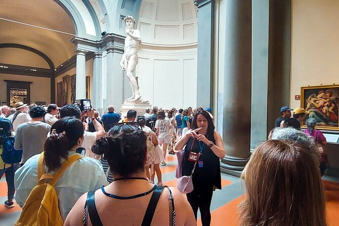 Florence: Combo guided tour, City, Uffizi, Accademia and David - Start at 9:45 and Get Your Bearings: Santa Maria Novella to Ponte Vecchio