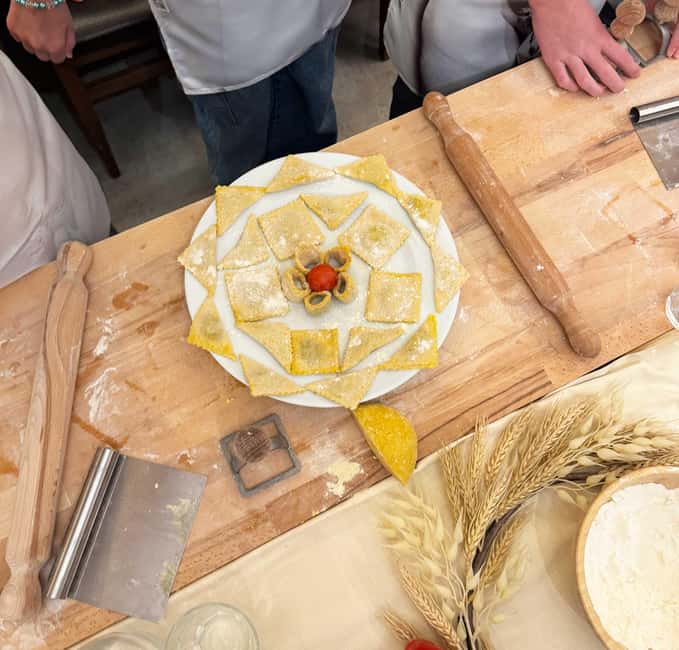 Florence Cooking Class: Ravioli & Pasta & Wine + Gift Apron - Key things to know before you book