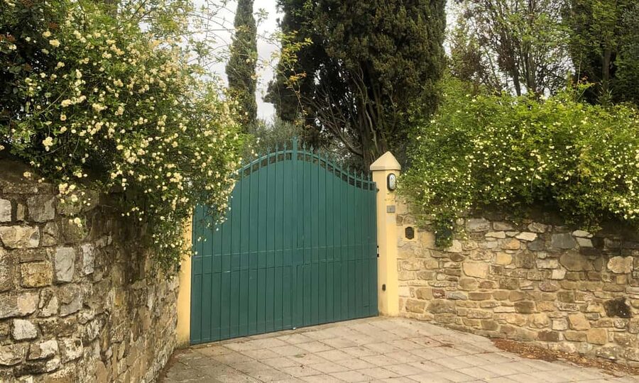 Florence: Culinary Experience in a Lemon House with Sunset and Enchanted Garden - Practical Logistics: The Green Gate and the Right Arrival Time