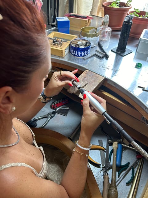 Florence: Custom wedding ring making experience. - Key things that make this workshop work
