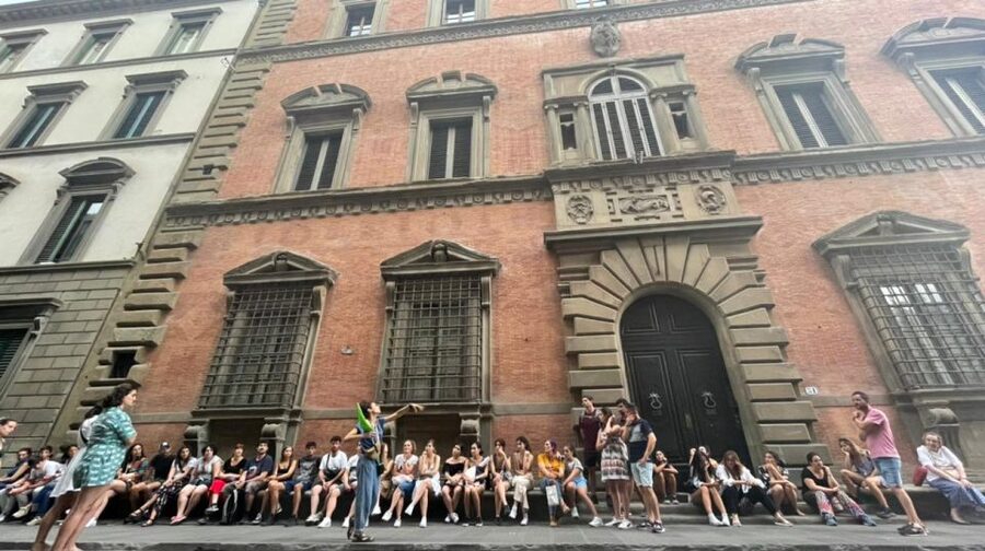 Florence: Dark Mysteries and Legends Guided Walking Tour - Florence’s dark legends work best on foot at night