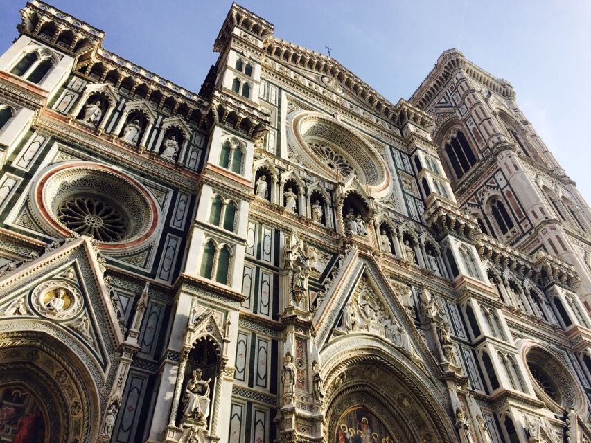 Florence: David & Uffizi Gallery Guided Tour for Small Group - Ponte Vecchio: the wartime survival story you’ll remember
