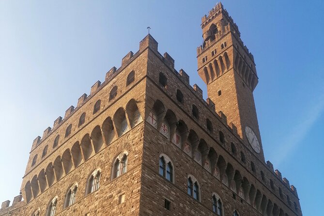 Florence Di Corsa The Renaissance Step by step (7 km) - Ponte Vecchio: The Signature Moment, Frame-Perfect from the Lungarno