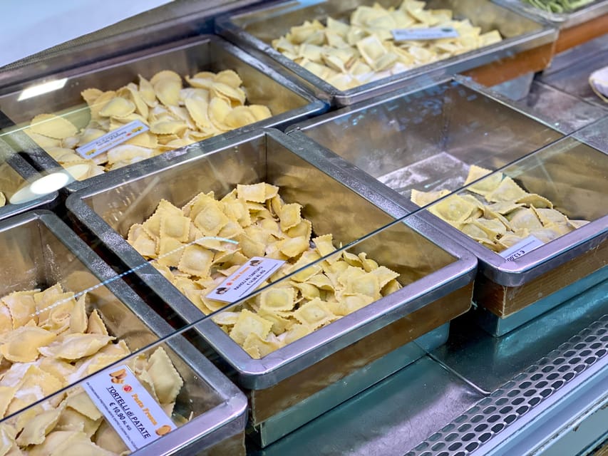 Florence: Duomo area Tasting Food Tour with Local Guide - Duomo, Piazza della Signoria, and Piazza della Repubblica: Sights on a Food-Time Budget