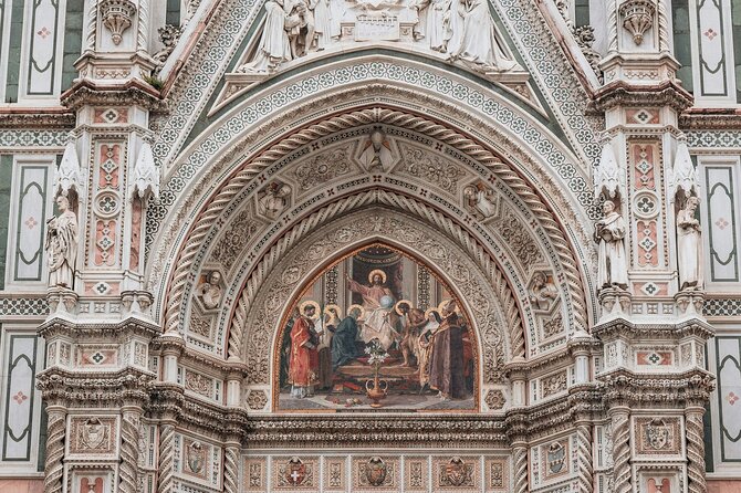 Florence: Duomo Cathedral Skip-the-line Entry & Express Tour - Museum of the Misericordia: Black Plague context in a manageable stop
