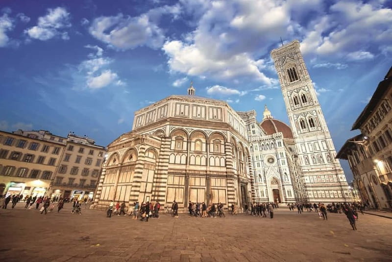 Florence: Duomo Cathedral Small Group Tour - What the guide points out inside: major preserved artworks
