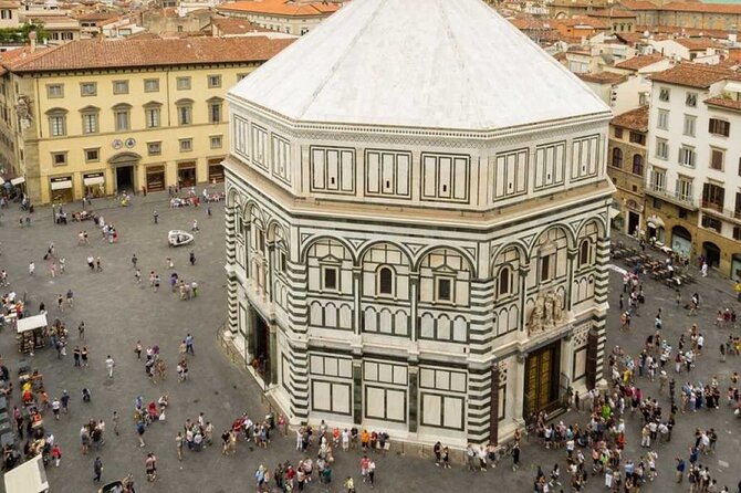 Florence: Duomo Complex Private Guided Tour & Optional Dome Climb - Where the tour starts in Florence (and how to plan your timing)