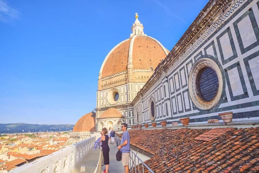 Florence Duomo Guided Tour: Dome Climb & Hidden Terraces - Brunelleschi’s Dome Climb: 153 Steps, Then 310 More