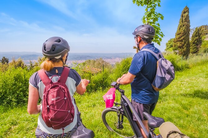 Florence: E-Bike tour to Fiesole with optional Pool or Olive Oil - Entering The Ride: meeting point, timing, and how the day is paced