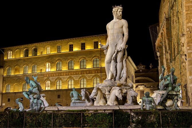 Florence Evening Walking Tour: Stories of Power, Love & Betrayal - Borgo Santi Apostoli, Parte Guelfa, and Torre degli Amidei: politics and ritual in dark alleys