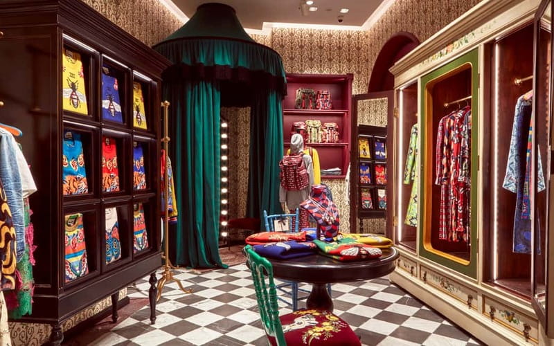 Florence: Fashion History Guided Walking Tour & Museum Visit - How Florence Turned Fabric Into Fashion Fame (And Why It Traveled)