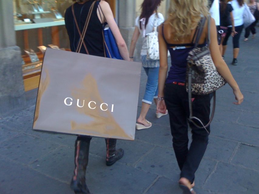 Florence: Fashion Private Tour with Museum Visits - Gucci Garden: when the last stop is more store than museum