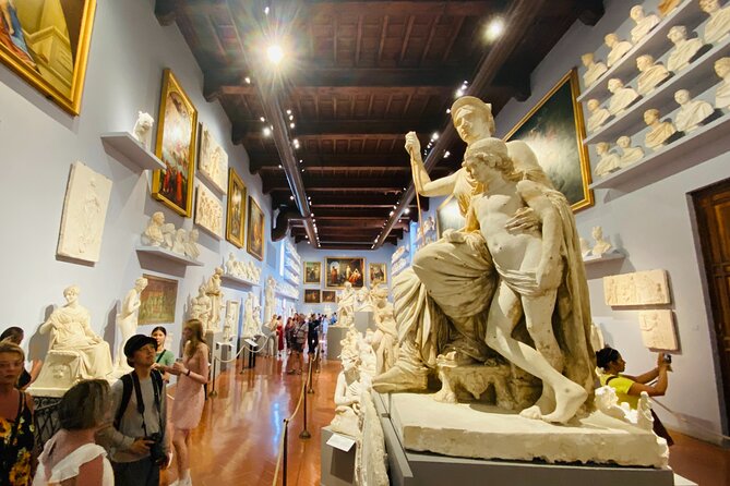 Florence: Fast Track Tickets for the Accademia Gallery - Where to redeem tickets: Via Ricasoli, 57